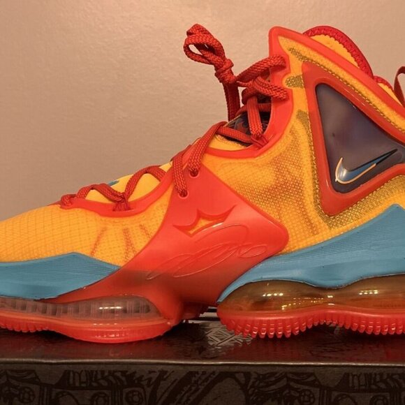 NIB Sz 9.5🔥Nike LeBron XIX 19 SPACE JAM Men's Basketball Shoes DC9338 800 - Picture 2 of 13